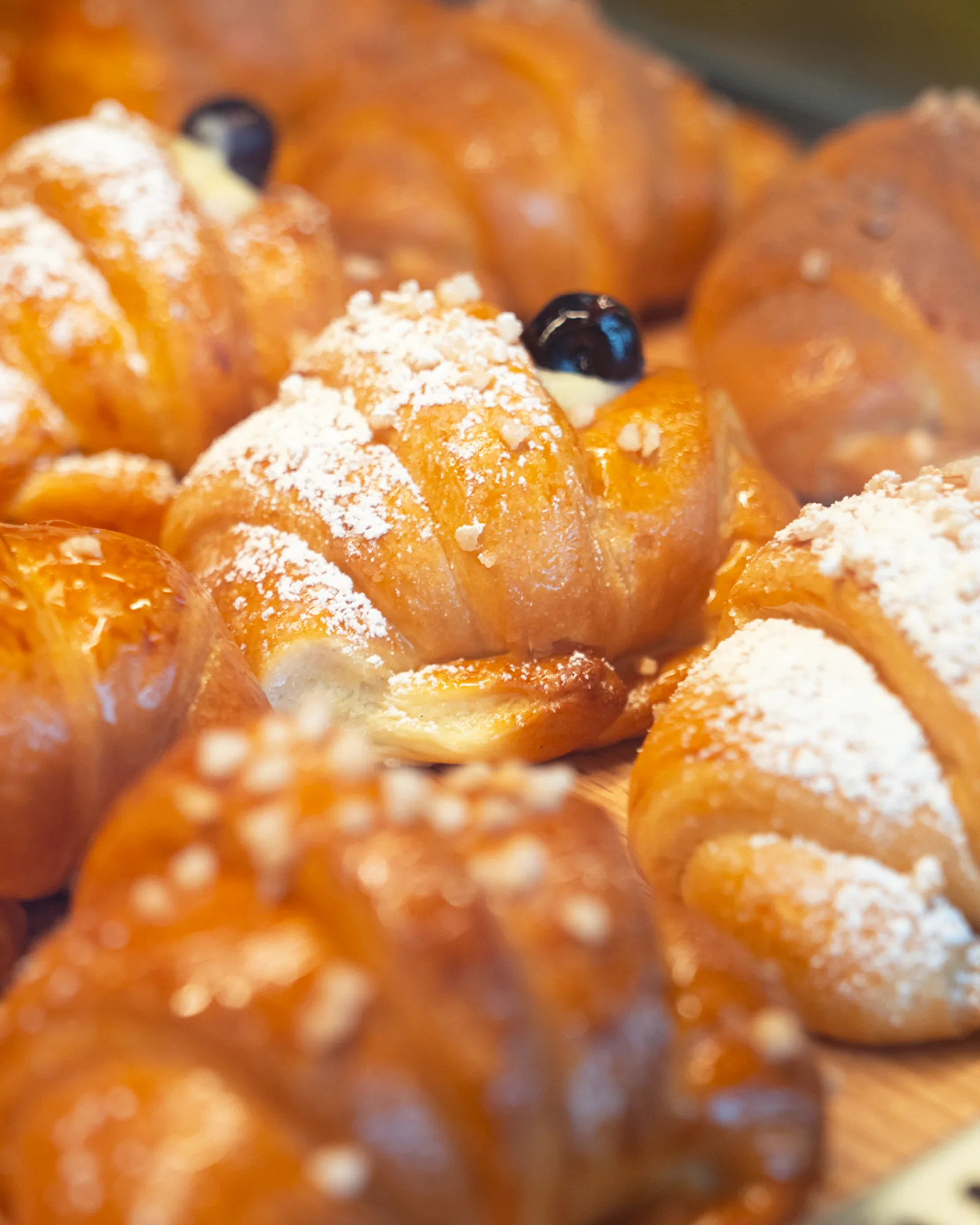 Cornetto alla crema e amarena — Pistacchio catering, Miami