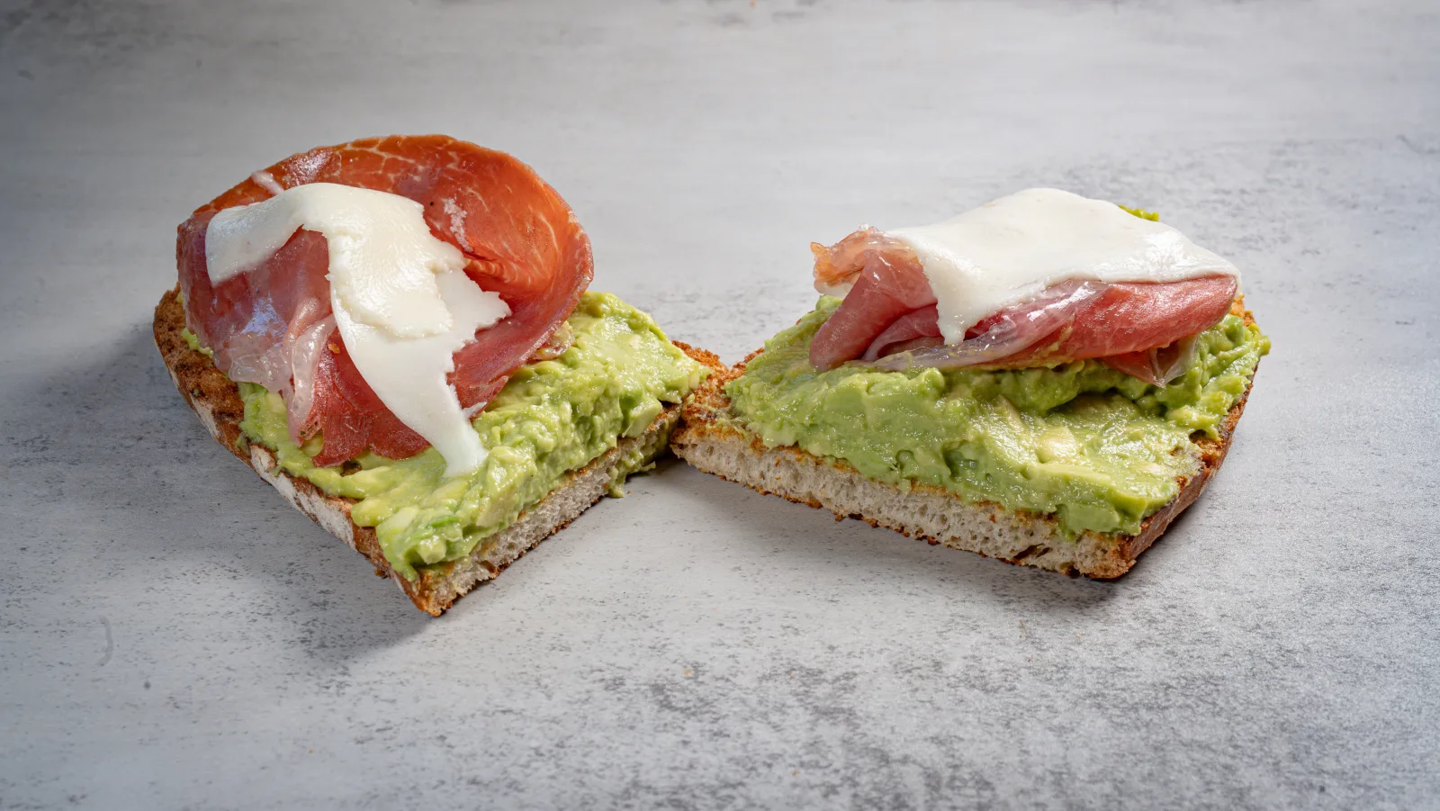 Pistacchio order ready for Uber Eats delivery — Edgewater Miami