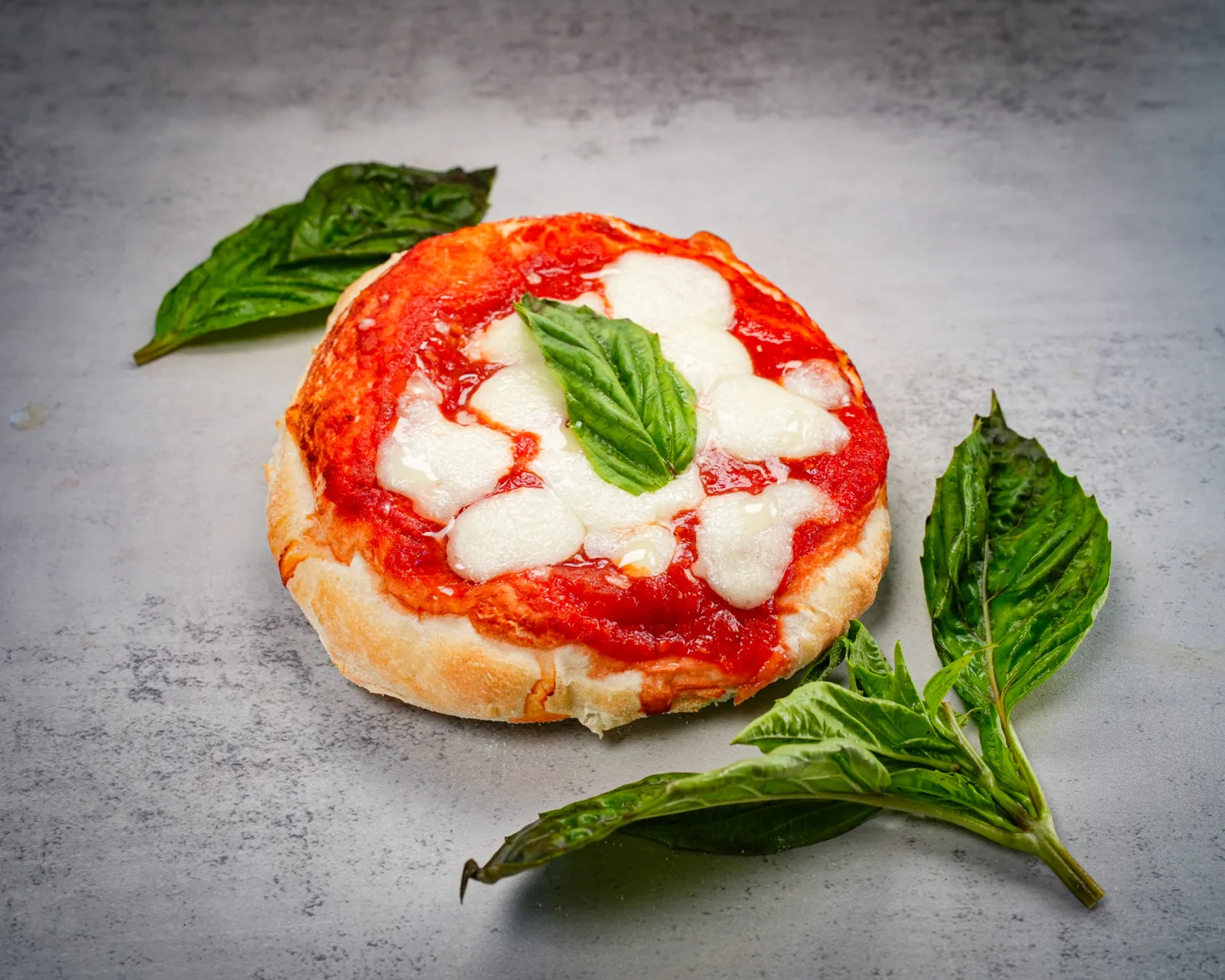 Margherita napoletana pizza — Pistacchio bakery, Miami
